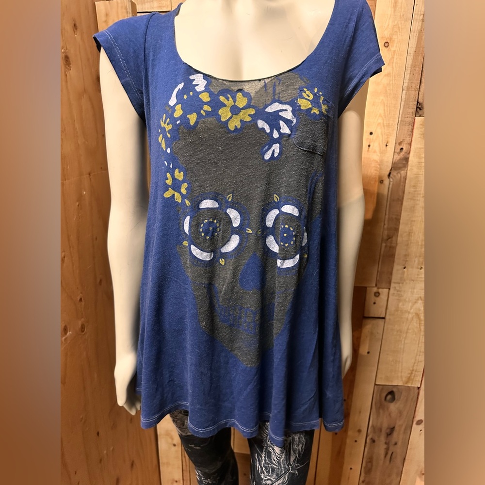 Rebel Yell Blue Skull Graphic tunic Tee
